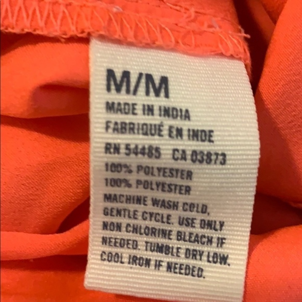 American Eagle Medium Coral Shorts - Picture 3 of 4